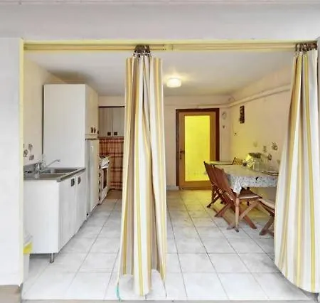 Three Bedded With An Outdoor Kitchen דירה סטארי גראד