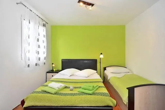 דירה Three Bedded With An Outdoor Kitchen *